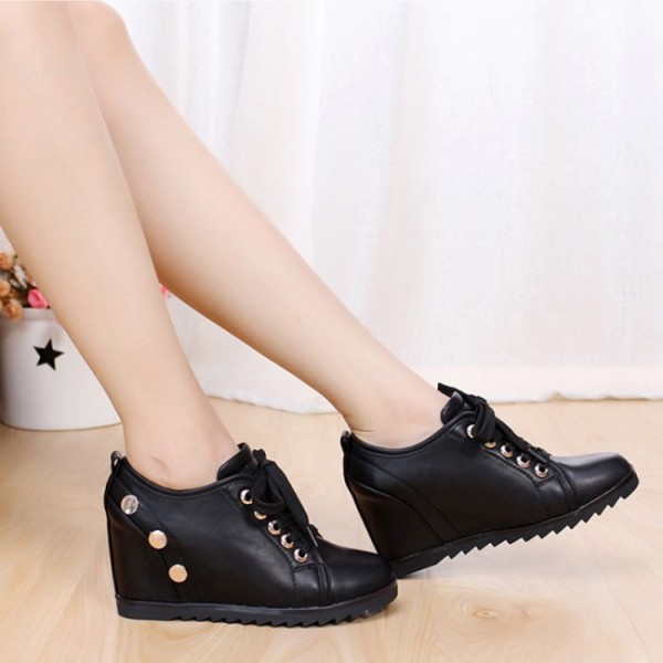 Women Casual 3.15Inches/8CM Korean Rivet Height Increasing Elevator Shoes